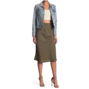 🌱s a n c t u a r y • bias dot skirt